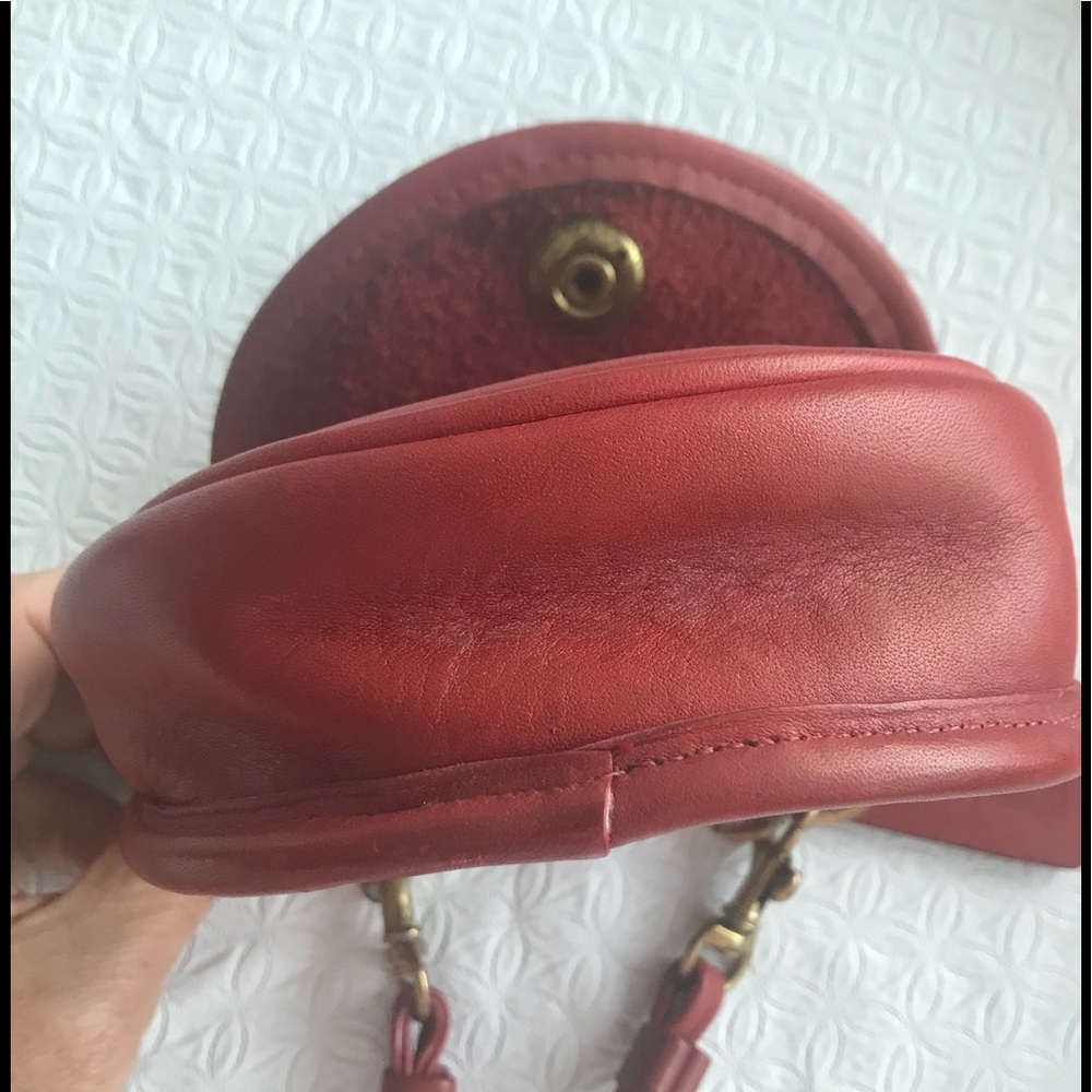 Stylish vintage Coach Red Mini Purse/Belt Bag - Picture 8 of 9